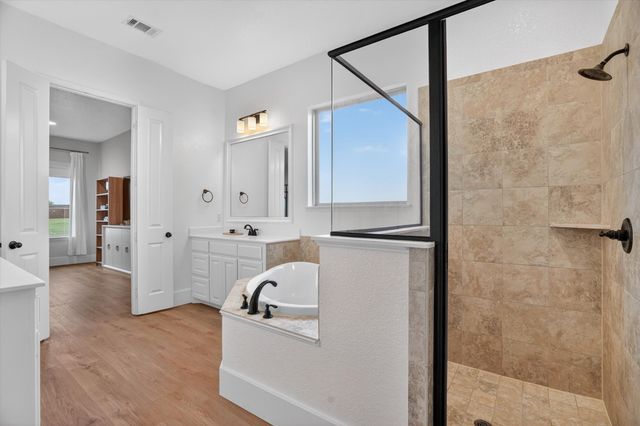 10917 Chriswood Drive, Crowley, TX 76036