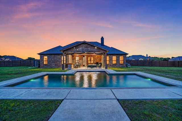 10917 Chriswood Drive, Crowley, TX 76036