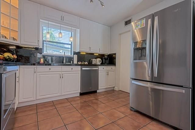 1311 SW 56th Avenue, Plantation, FL 33317