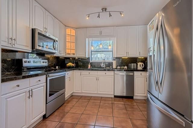 1311 SW 56th Avenue, Plantation, FL 33317