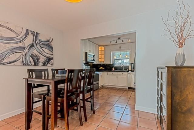 1311 SW 56th Avenue, Plantation, FL 33317