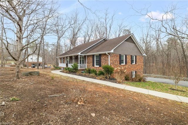 7410 Dickinben Drive, Summerfield, NC 27358