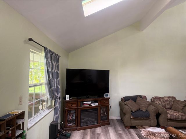 8459 W Oak Street, Crystal River, FL 34428