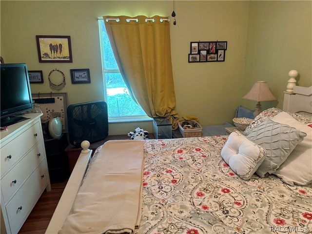 8459 W Oak Street, Crystal River, FL 34428