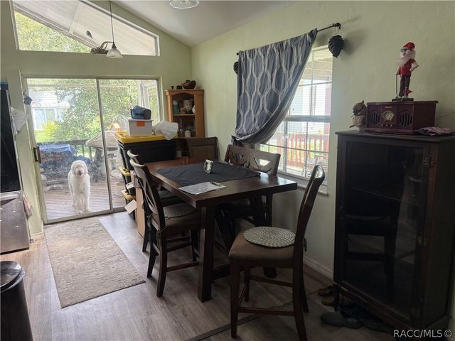 8459 W Oak Street, Crystal River, FL 34428