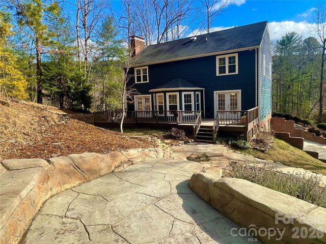 3132 Stoney Brook Drive, Lenoir, NC 28645