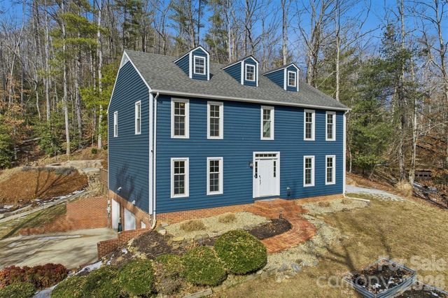 3132 Stoney Brook Drive, Lenoir, NC 28645