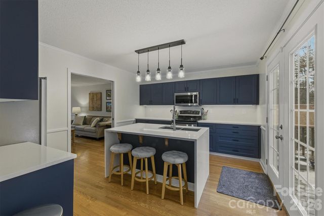 3132 Stoney Brook Drive, Lenoir, NC 28645