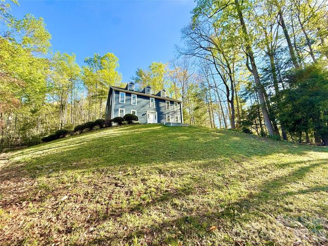 3132 Stoney Brook Drive, Lenoir, NC 28645