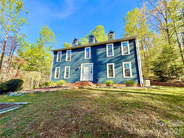 3132 Stoney Brook Drive, Lenoir, NC 28645