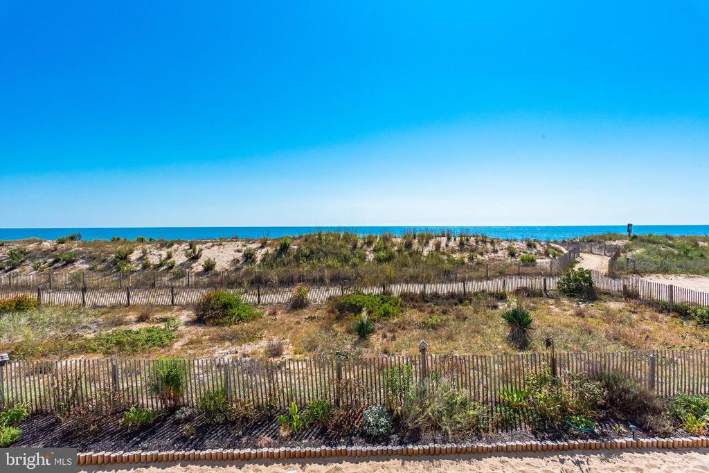 Image 11 of property listing at 7601 ATLANTIC AVE #3, Ocean City, MD 21842