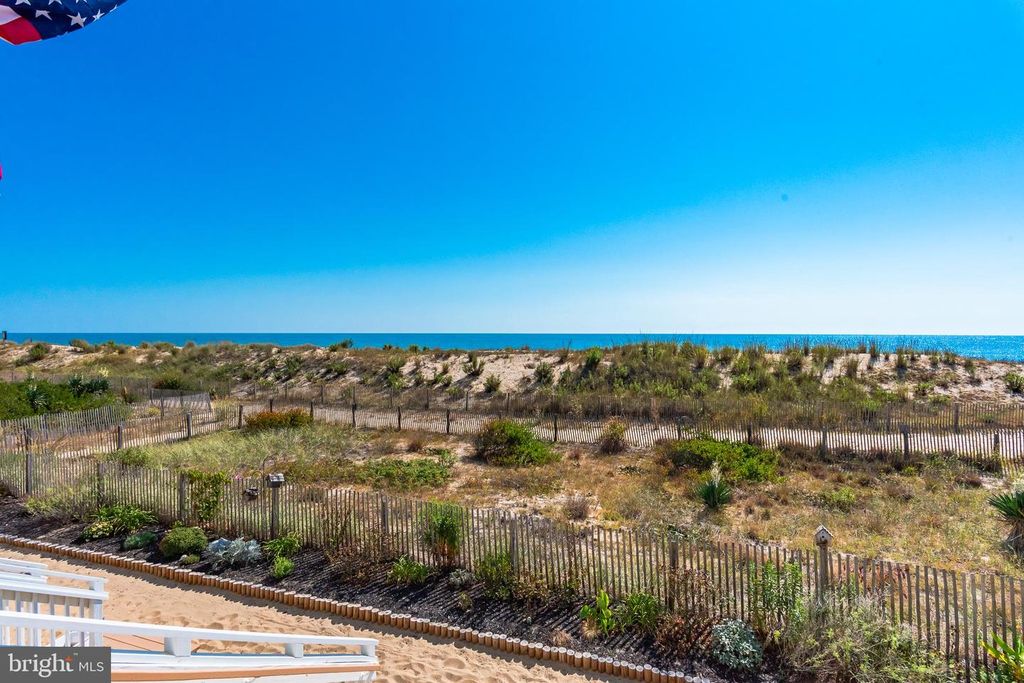 Image 12 of property listing at 7601 ATLANTIC AVE #3, Ocean City, MD 21842