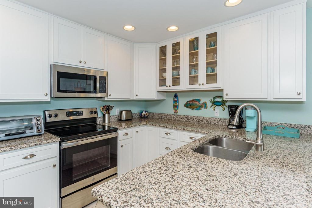 Image 32 of property listing at 7601 ATLANTIC AVE #3, Ocean City, MD 21842
