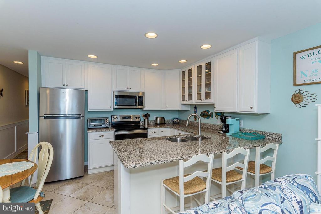 Image 33 of property listing at 7601 ATLANTIC AVE #3, Ocean City, MD 21842