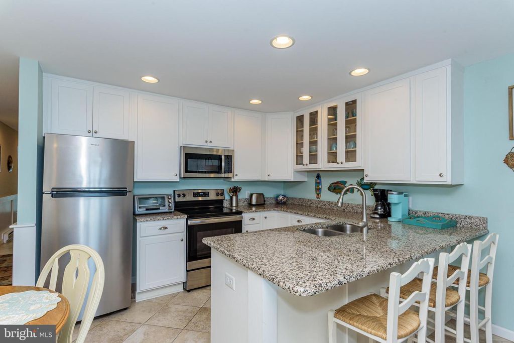 Image 34 of property listing at 7601 ATLANTIC AVE #3, Ocean City, MD 21842