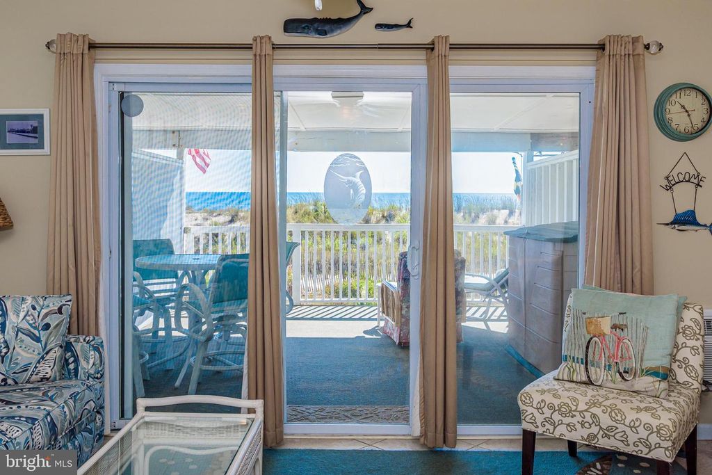 Image 4 of property listing at 7601 ATLANTIC AVE #3, Ocean City, MD 21842