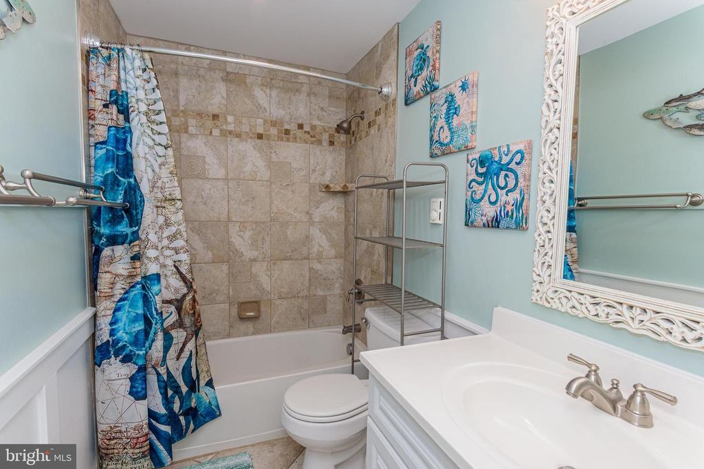 Image 45 of property listing at 7601 ATLANTIC AVE #3, Ocean City, MD 21842