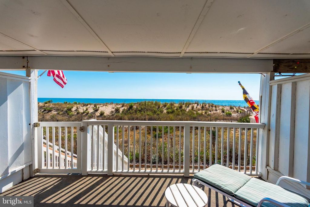 Image 5 of property listing at 7601 ATLANTIC AVE #3, Ocean City, MD 21842