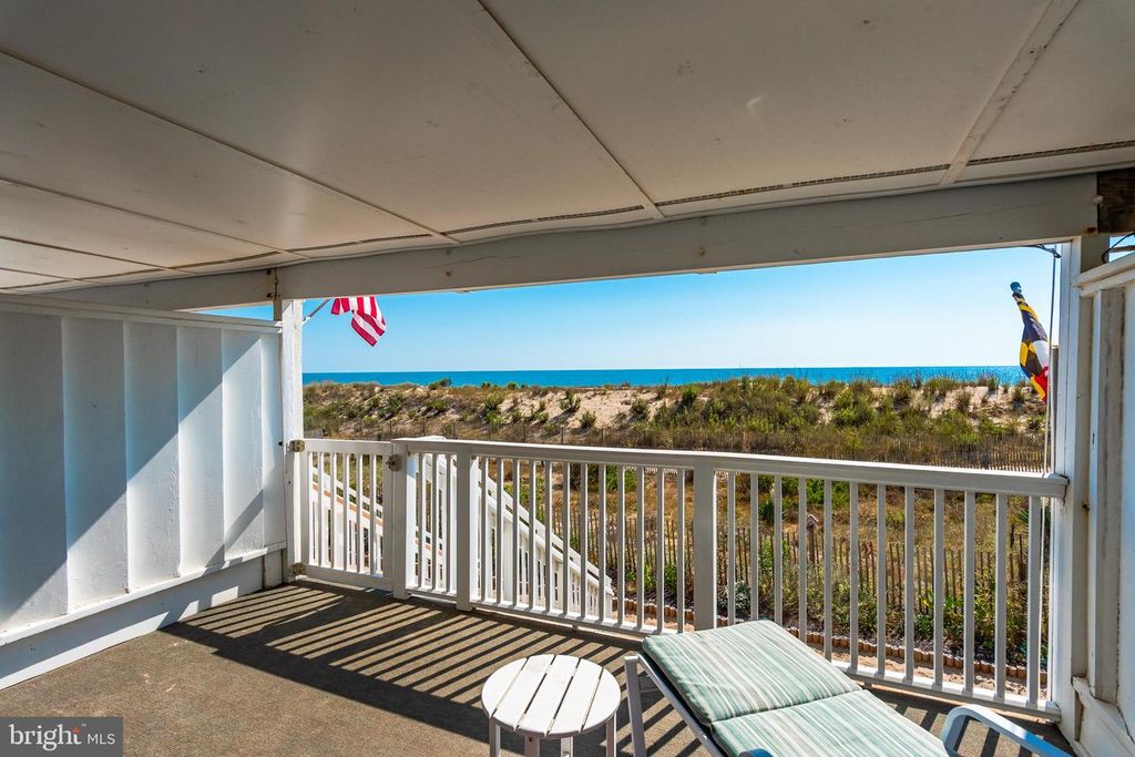 Image 7 of property listing at 7601 ATLANTIC AVE #3, Ocean City, MD 21842