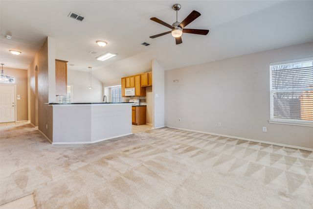 9421 Links Fairway Drive, Rowlett, TX 75089