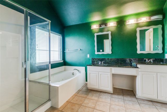 9421 Links Fairway Drive, Rowlett, TX 75089