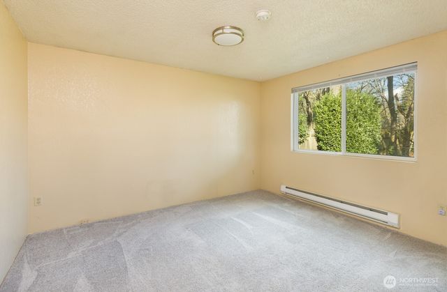 3207 45th Avenue NE, Tacoma, WA 98422