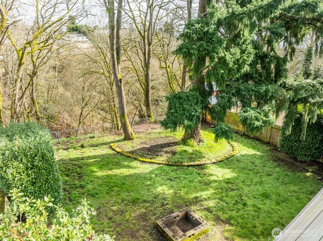 3207 45th Avenue NE, Tacoma, WA 98422