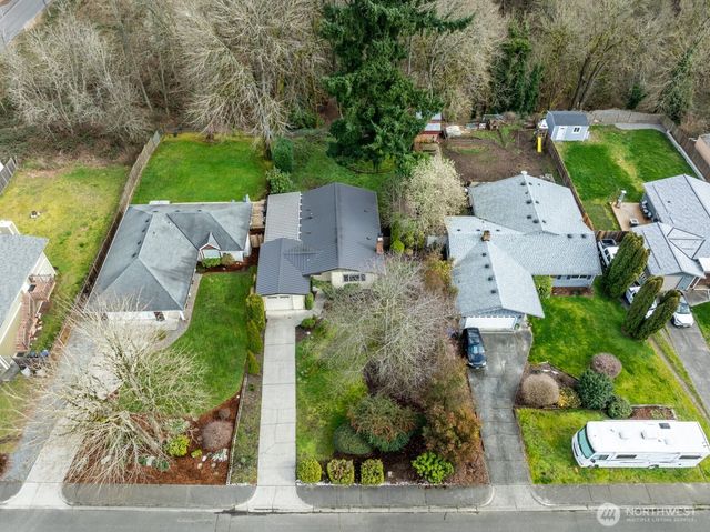 3207 45th Avenue NE, Tacoma, WA 98422