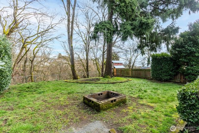 3207 45th Avenue NE, Tacoma, WA 98422