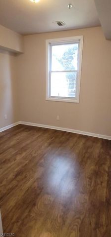 743 S 12Th St, Newark City, NJ 07103