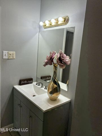 228 Mikell Street, Jackson, MS 39212