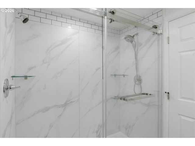 24003 Ne 219TH St, Battle Ground, WA 98604