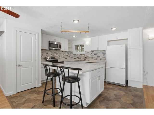 24003 Ne 219TH St, Battle Ground, WA 98604
