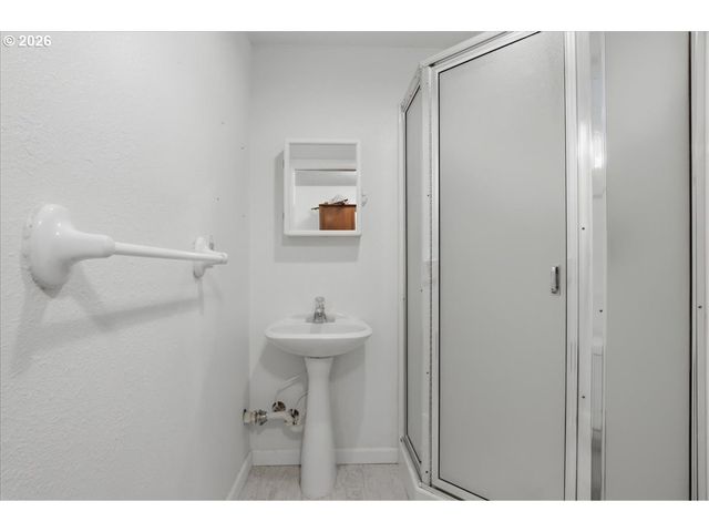 24003 Ne 219TH St, Battle Ground, WA 98604