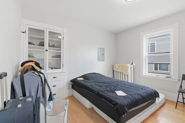 9 Vassall St, Quincy, MA 02170