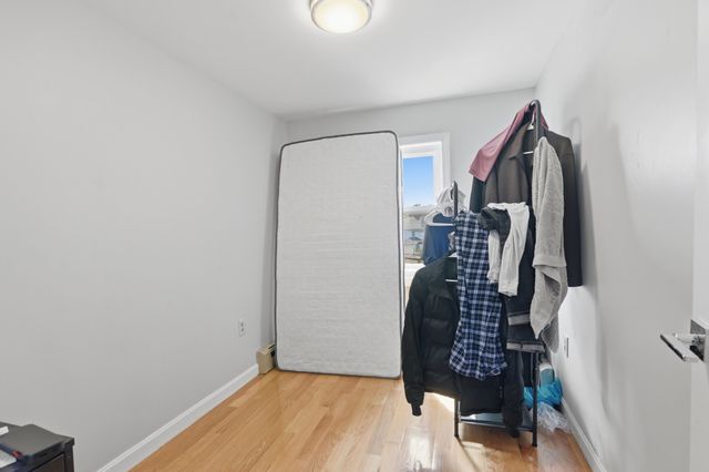 9 Vassall St, Quincy, MA 02170