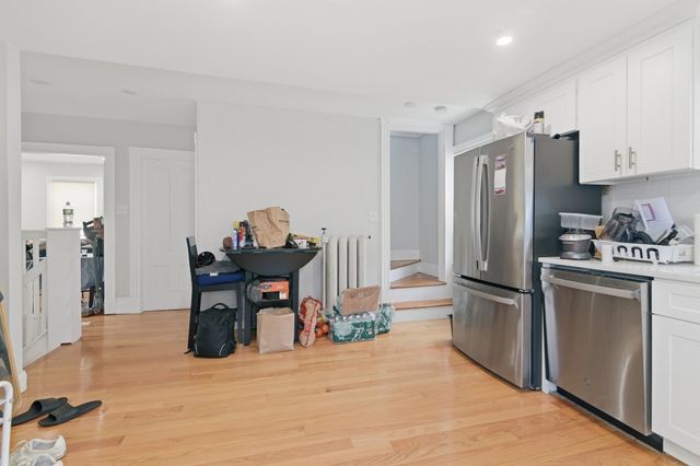 9 Vassall St, Quincy, MA 02170