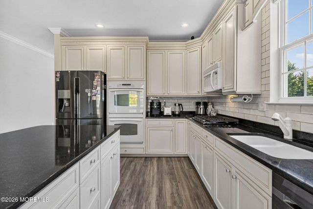 1 Percheron Road, Manalapan, NJ 07726
