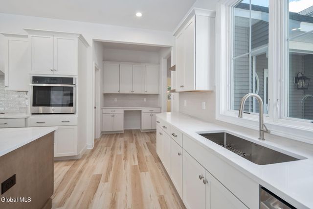 20 Overlook Drive, New Scotland, NY 12159