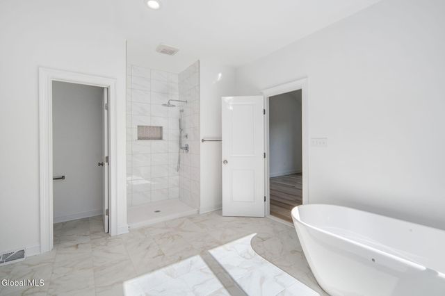 20 Overlook Drive, New Scotland, NY 12159