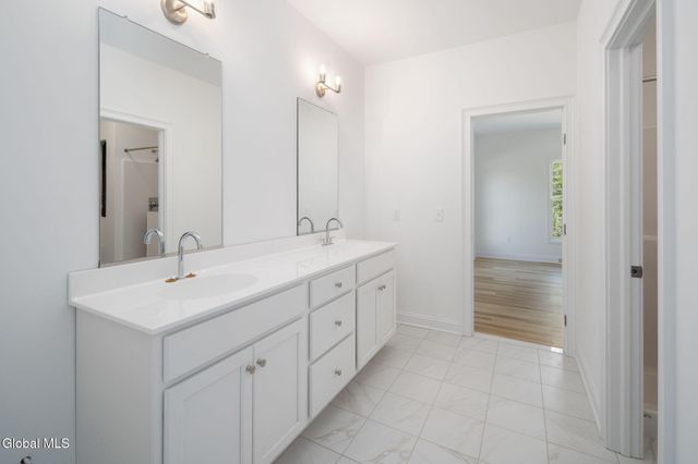 20 Overlook Drive, New Scotland, NY 12159