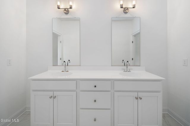 20 Overlook Drive, New Scotland, NY 12159