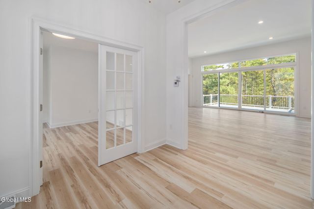 20 Overlook Drive, New Scotland, NY 12159