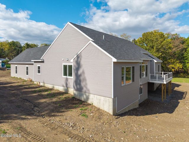 20 Overlook Drive, New Scotland, NY 12159