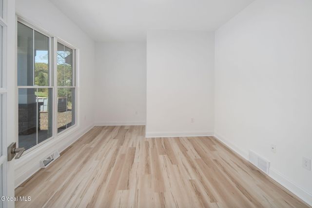 20 Overlook Drive, New Scotland, NY 12159