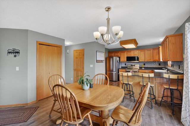 4009 NW 2nd Place, Ankeny, IA 50023