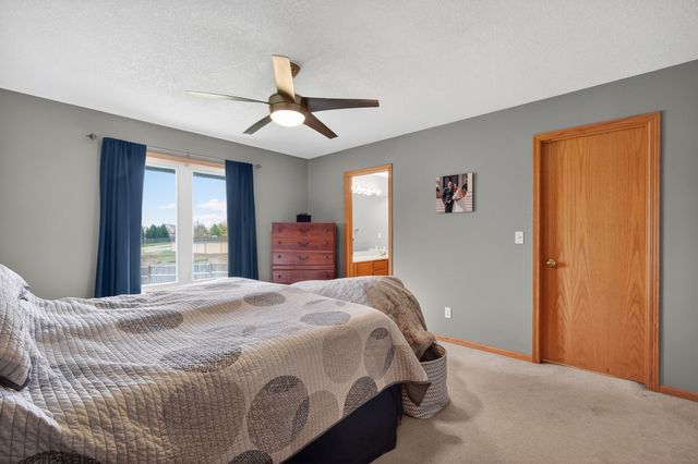 4009 NW 2nd Place, Ankeny, IA 50023