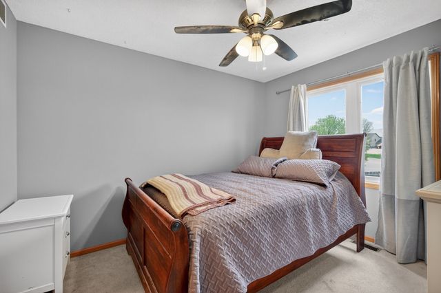 4009 NW 2nd Place, Ankeny, IA 50023