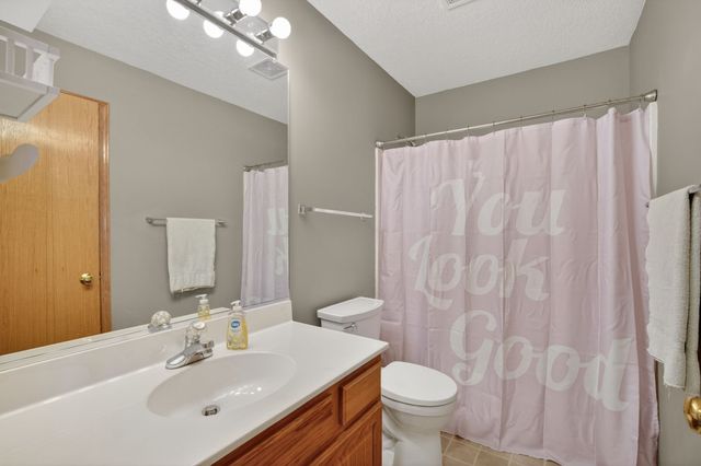 4009 NW 2nd Place, Ankeny, IA 50023