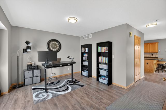 4009 NW 2nd Place, Ankeny, IA 50023